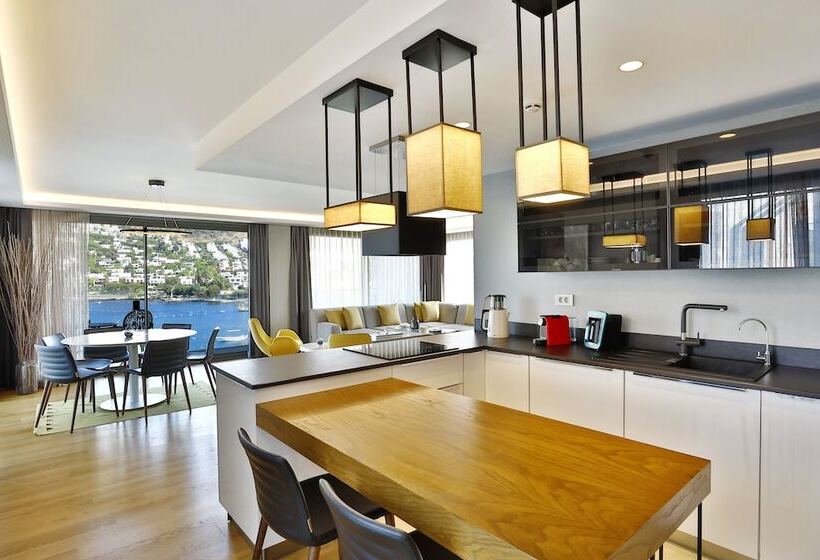 سوییت خانوادگی, Mare Deluxe Residences & Villas