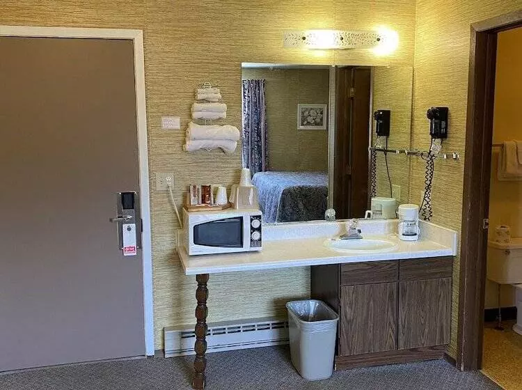 ２ダブルベッドのスタンダードルーム, Burr Oak Motel
