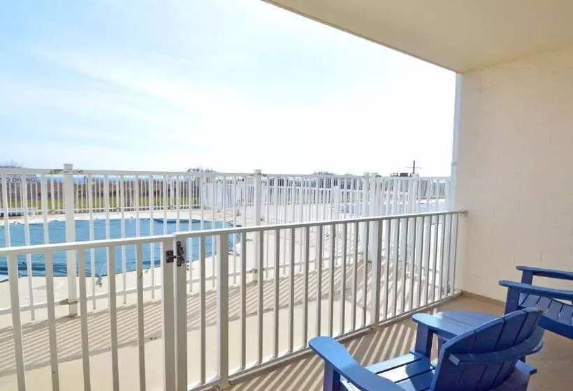 スタンダードインサイドビュールーム, Carousel Resort Hotel And Condominiums