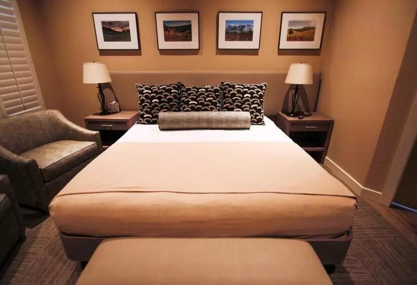 اتاق استاندارد با تخت بزرگ, Calistoga Spa Hot Springs