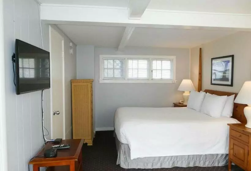 اتاق استاندارد, Carmel Fireplace Inn