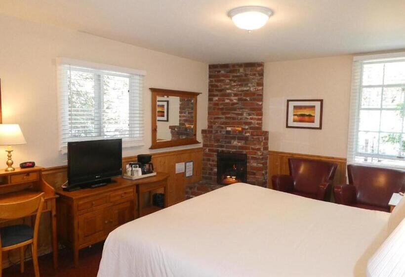 스탠다드 룸 킹사이즈 침대, Carmel Fireplace Inn