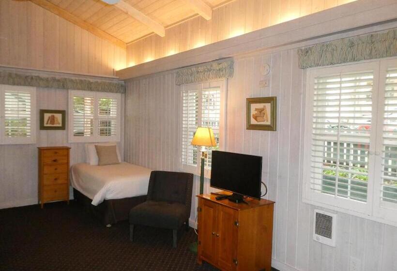 스탠다드 룸, Carmel Fireplace Inn