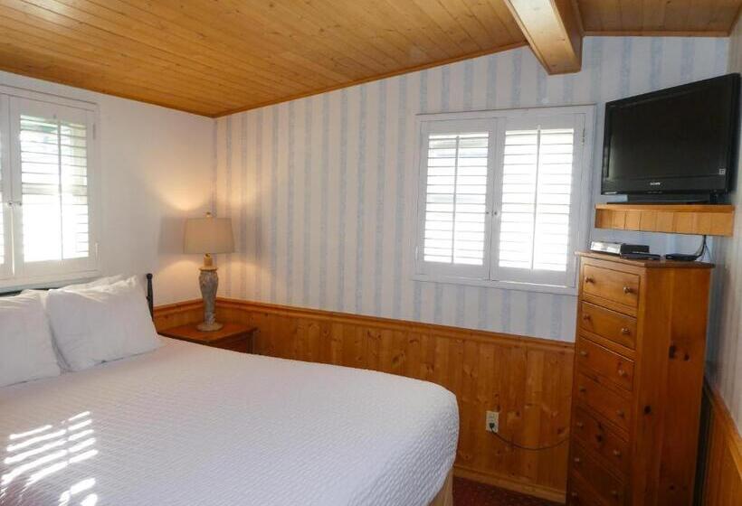 디럭스 룸, Carmel Fireplace Inn