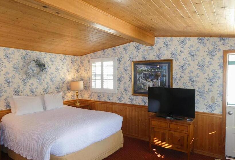 디럭스 룸, Carmel Fireplace Inn