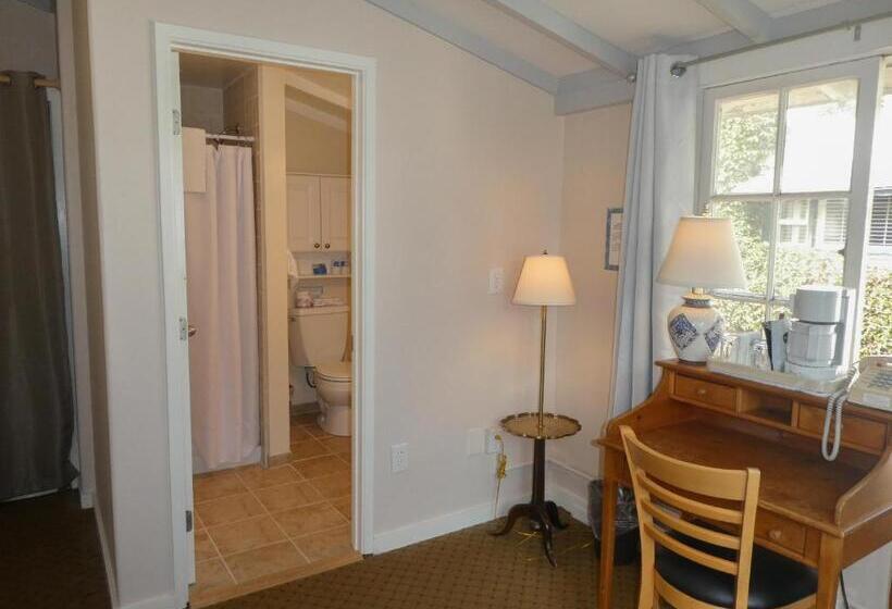 스탠다드 룸 가든 전망, Carmel Fireplace Inn