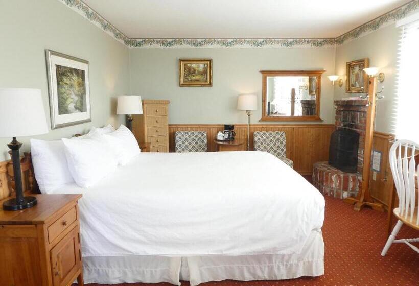 Королевский Номер, Carmel Fireplace Inn