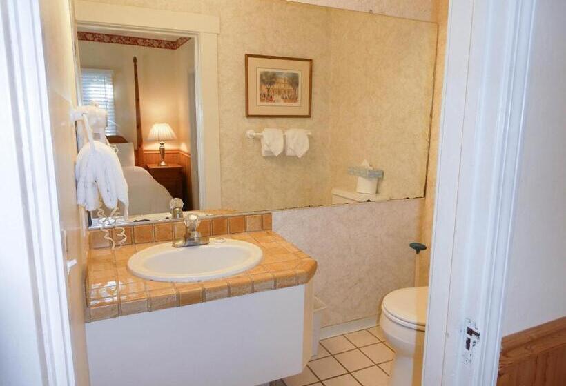 침실 1개 주택, Carmel Fireplace Inn