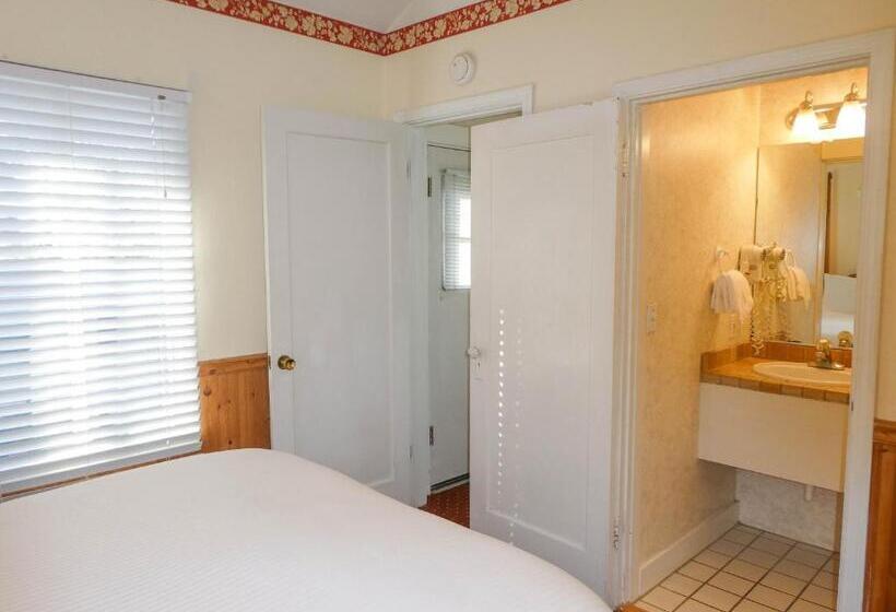 Дом 1 Спальня, Carmel Fireplace Inn