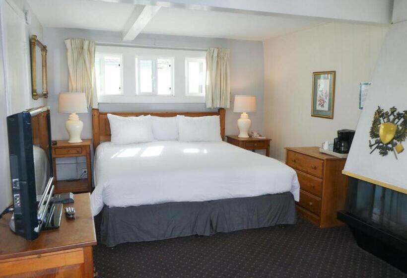 스탠다드 룸 킹사이즈 침대, Carmel Fireplace Inn