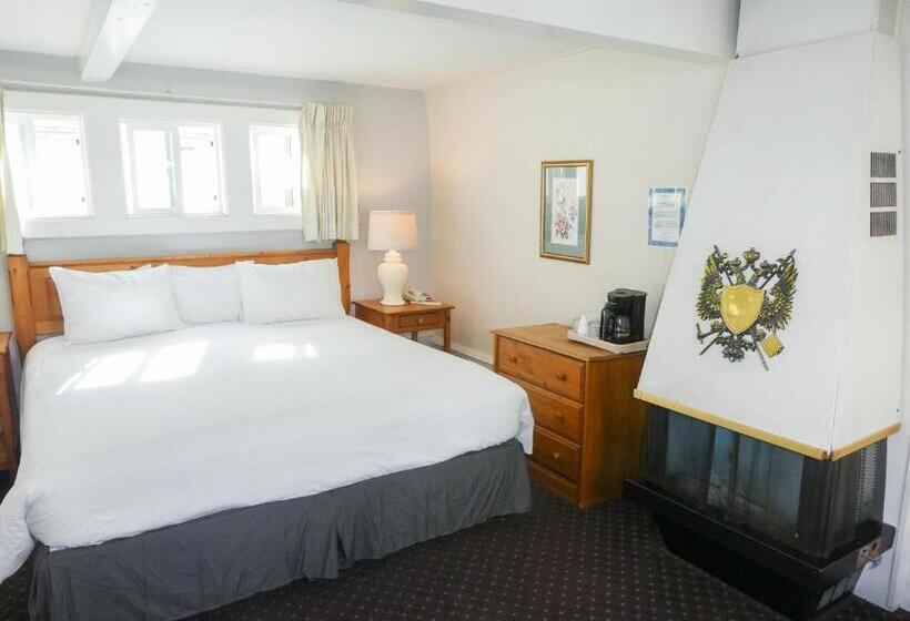 스탠다드 룸 킹사이즈 침대, Carmel Fireplace Inn
