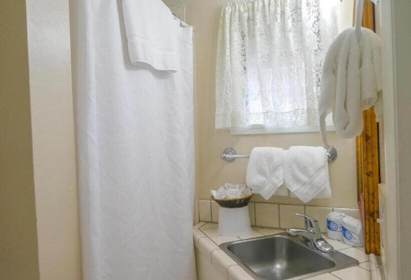 스탠다드 룸, Carmel Fireplace Inn