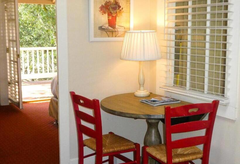 Дом 1 Спальня, Carmel Fireplace Inn