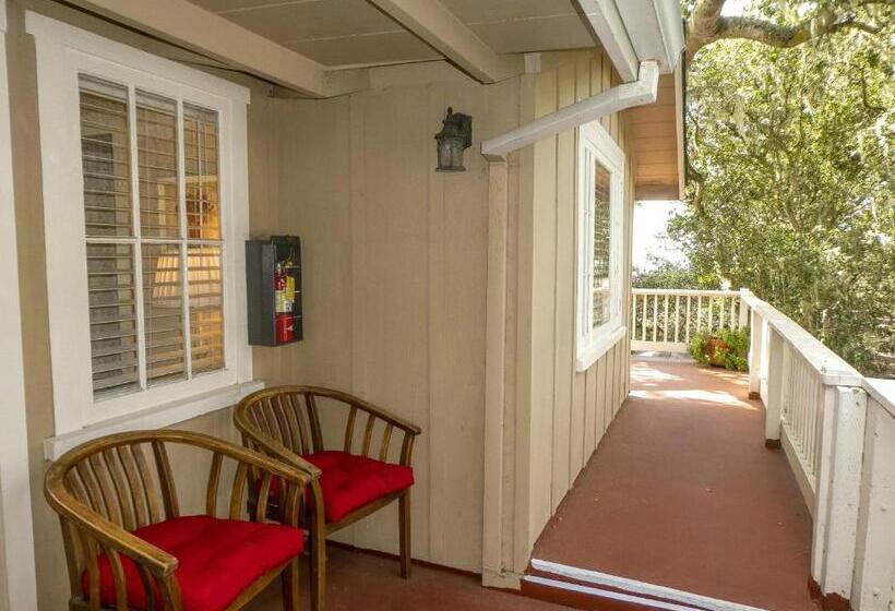 침실 1개 주택, Carmel Fireplace Inn