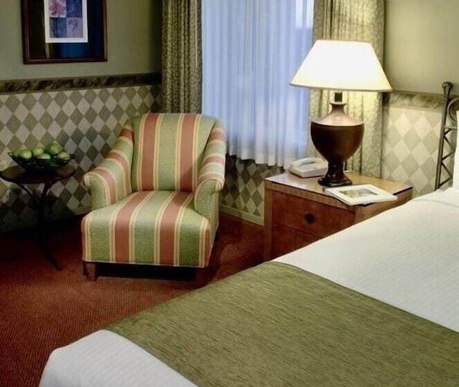 スーペリアールーム, Century