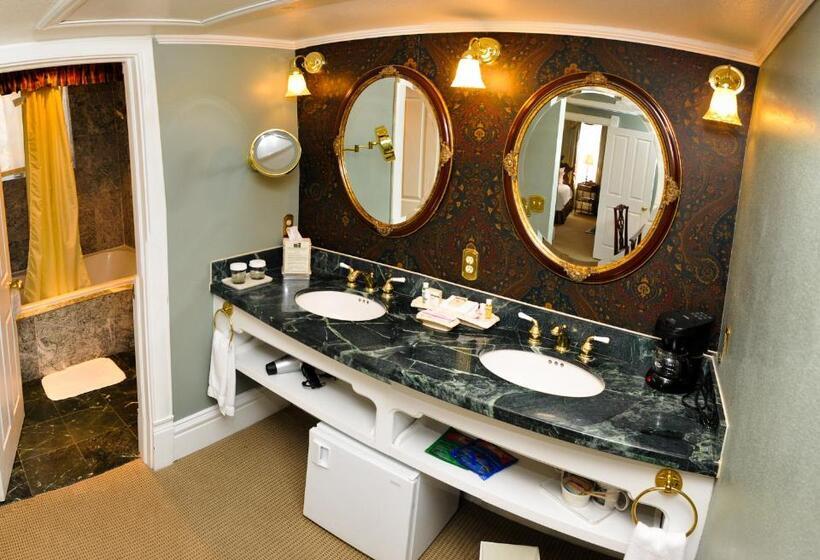 Полулюкс, Cliff House At Pikes Peak