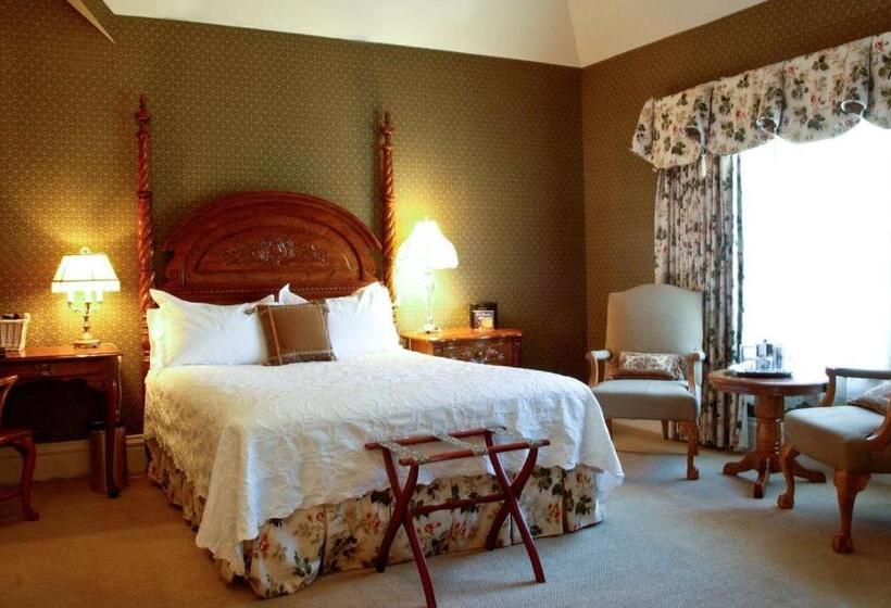 Студия Стандарт, Cliff House At Pikes Peak