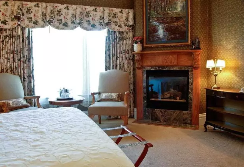 キングサイズベッドのデラックススイート, Cliff House At Pikes Peak
