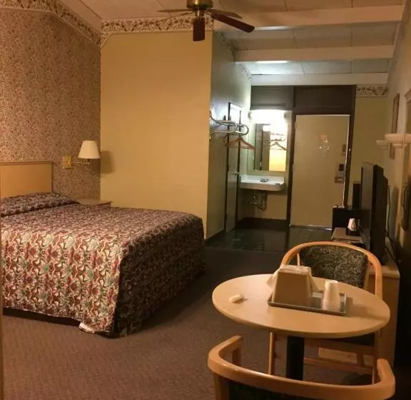 キングサイズベッドのスタンダードルーム, Red Carpet Inn