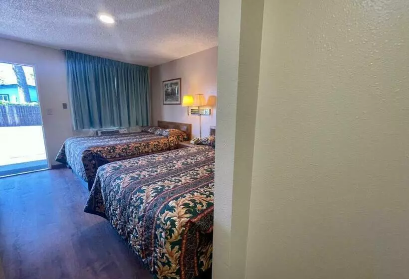 اتاق استاندارد با 2 تخت دوبل, Regency Inn Lakeport