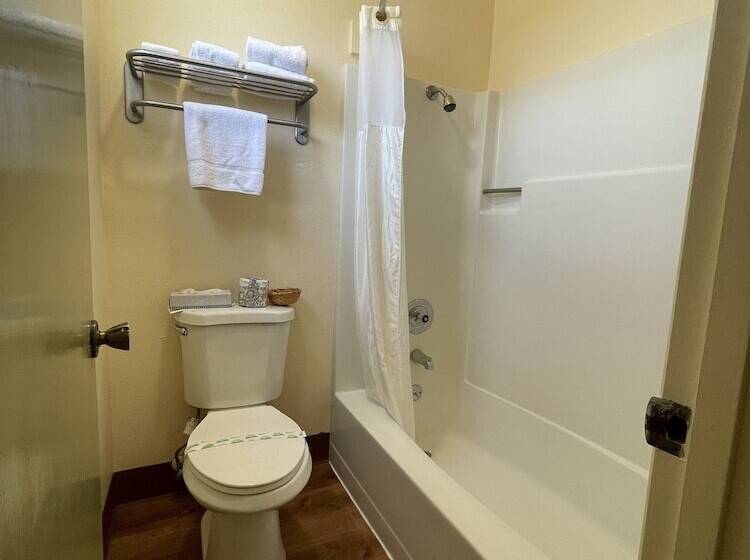 스탠다드 룸, Regency Inn Lakeport