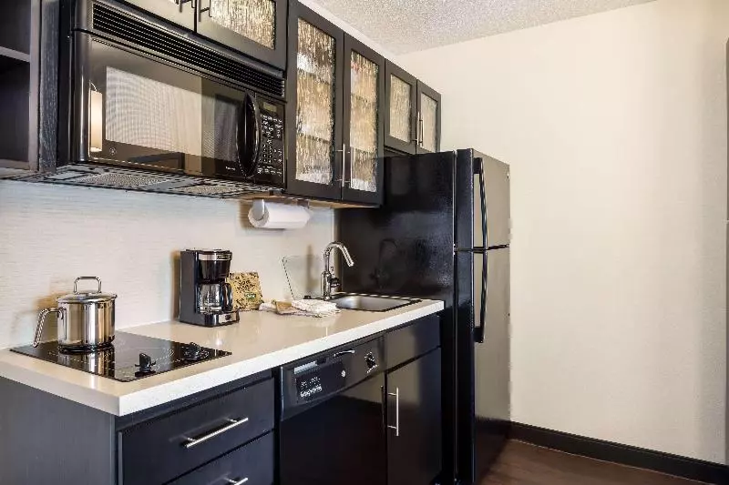 スイート, Sonesta Simply Suites Dallas Galleria
