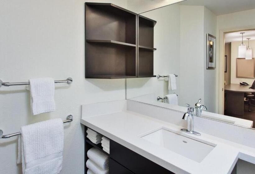 Люкс Адаптированный для Инвалидов, Executive Residency By Best Western Philadelphia Willow Grove