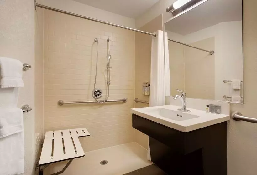 身障者適用スイートルーム, Sonesta Simply Suites Somerset