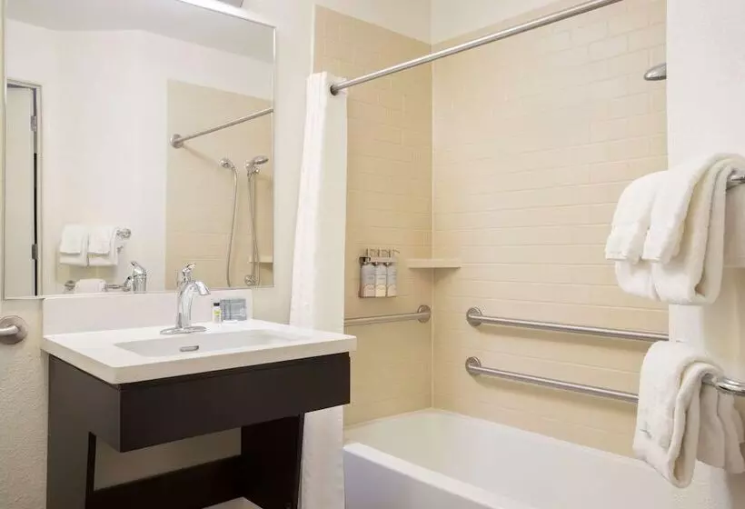 身障者適用スイートルーム, Sonesta Simply Suites Somerset