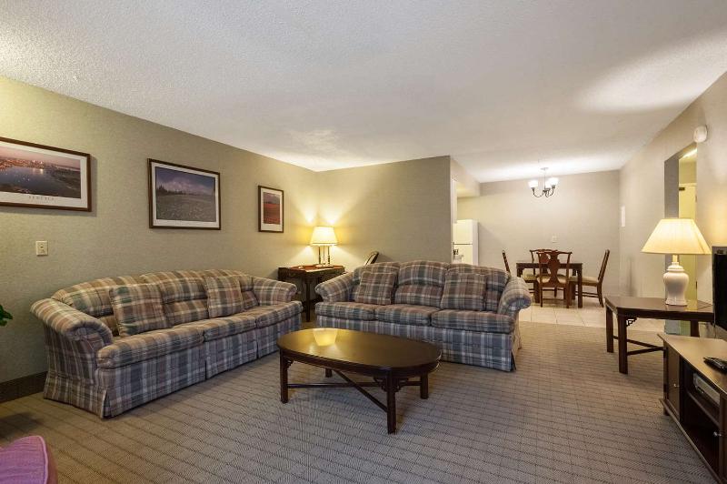 Suite met Kingsize Bed, Surestay Hotel By Best Western Seatac Airport North