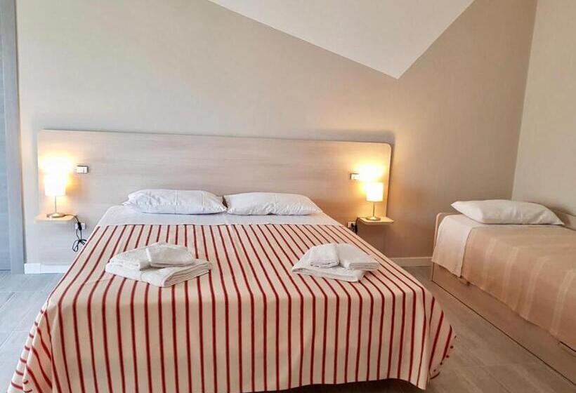 اتاق استاندارد چهار تخته, Naranja