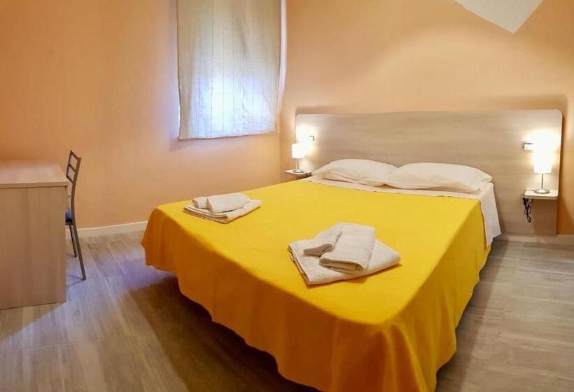 スタンダードルーム, Naranja