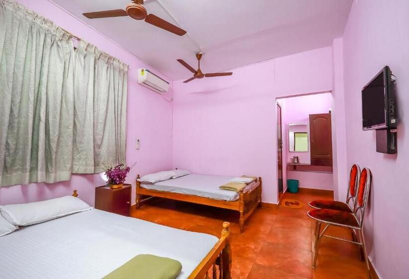 家庭间, Sri Udupi
