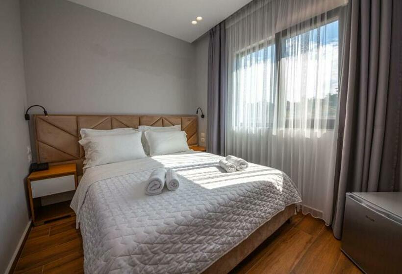 غرفة قياسية, King Hotel Ksamil