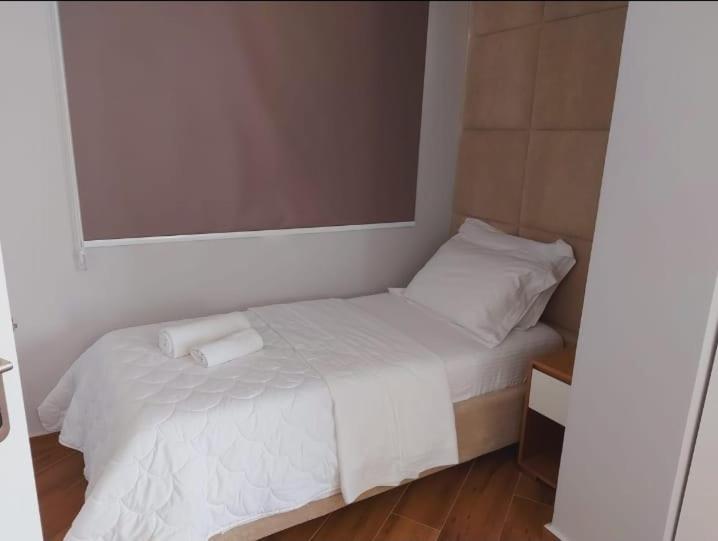 جناح مطلّ علي البحر, King Hotel Ksamil