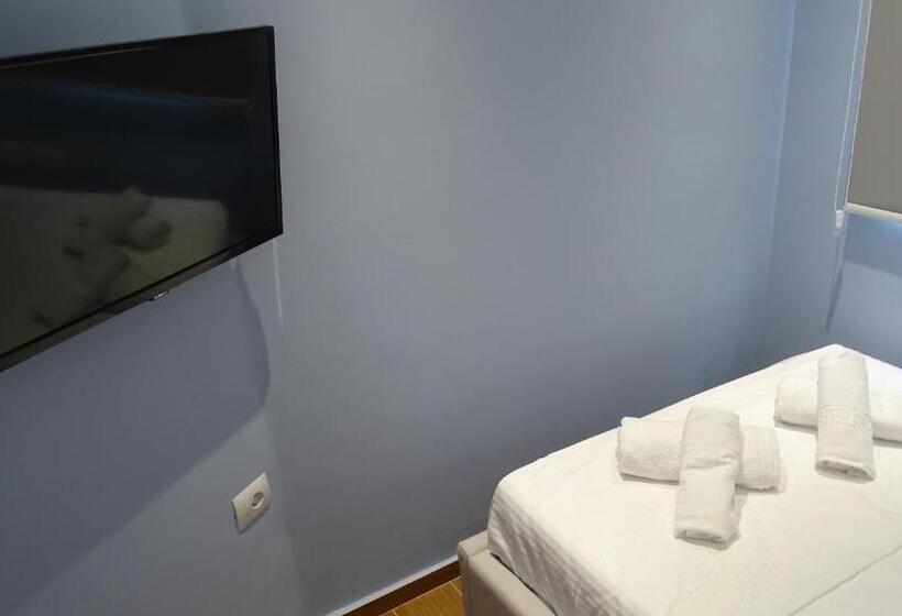 Quarto Estandar Individual, King Hotel Ksamil