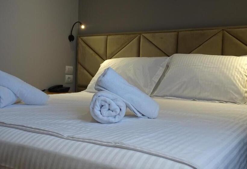 غرفة قياسية, King Hotel Ksamil