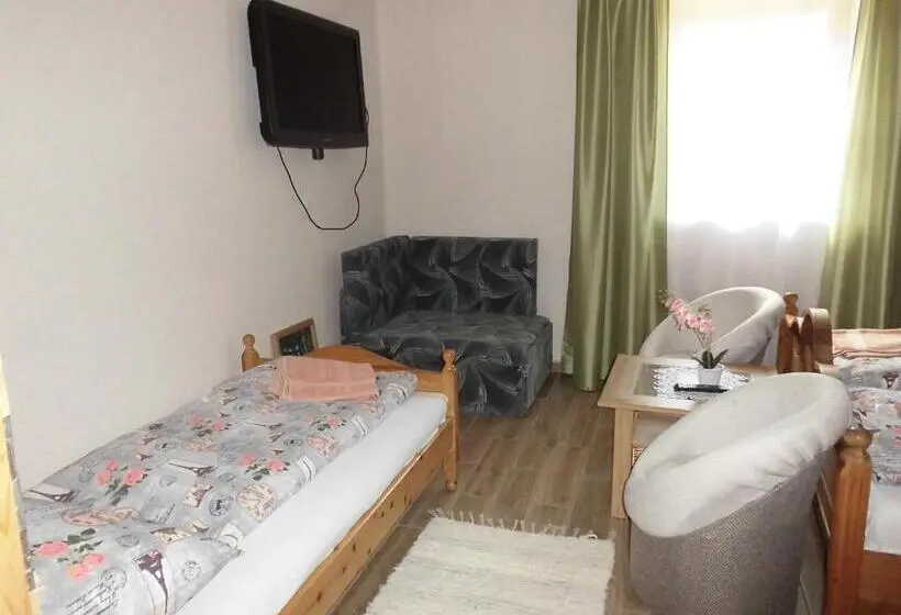 スーペリアトリプルルーム, Napfény Apartman