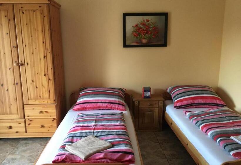 Standardrum, Napfény Apartman