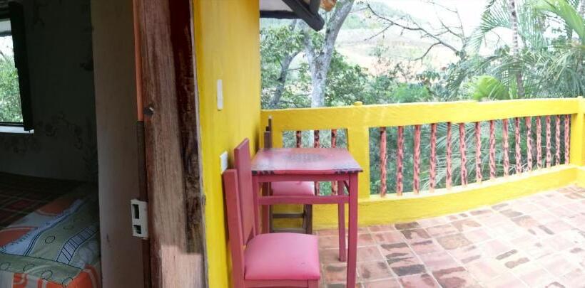 Номер Стандарт Трехместный, El Refugio Hostel Curití