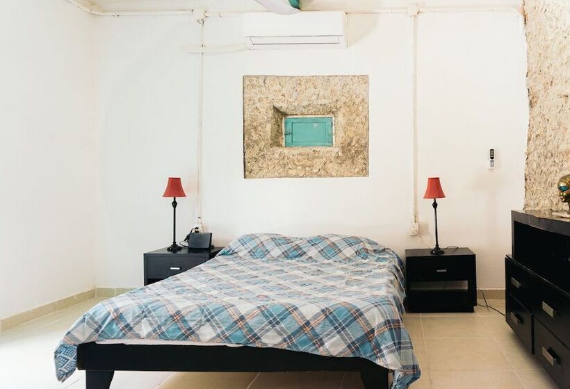 标准间, Guaya Hostel