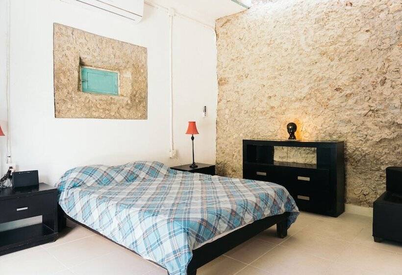 اتاق استاندارد, Guaya Hostel