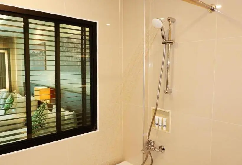 Royal-sviitti, Tmark Resort Vangvieng