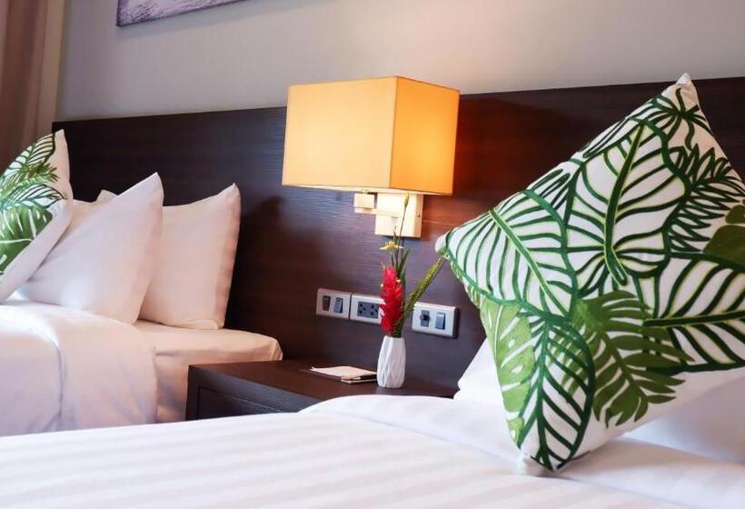 Королевский Люкс, Tmark Resort Vangvieng