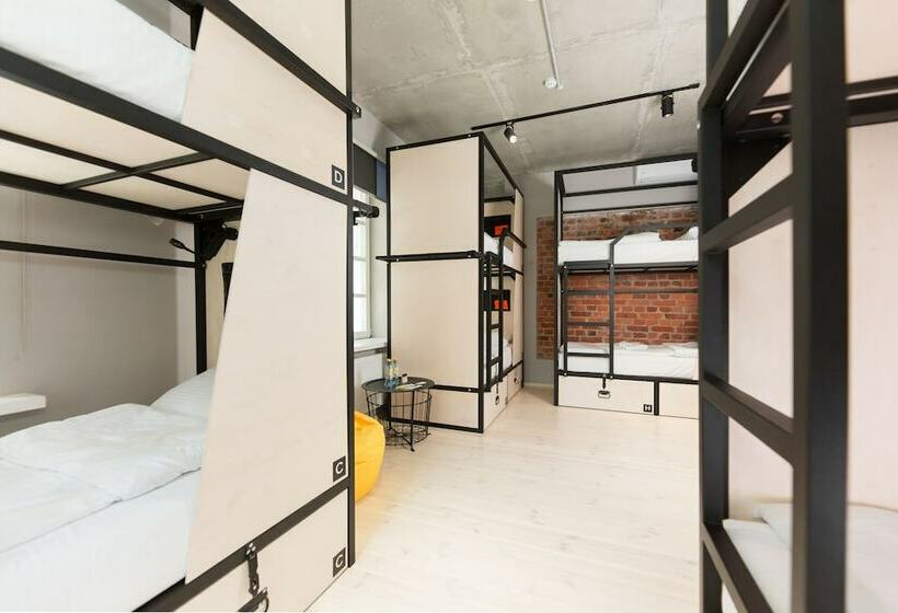 מיטה בחדר משותף, Hostel Urban