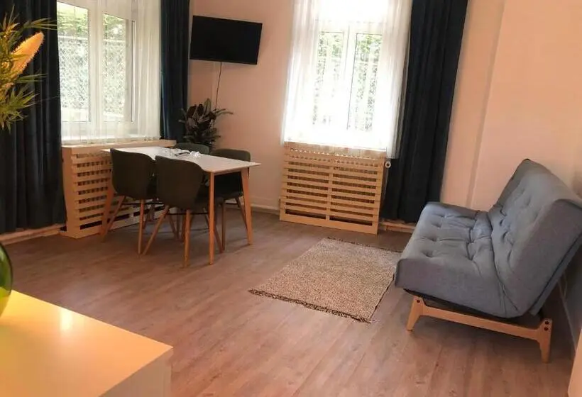 ３ベッドルームアパートメント, Ferienzimmer Tübingen