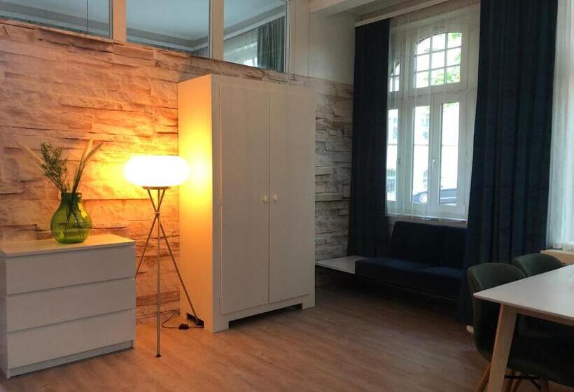 Апартаменты 3 Спальни, Ferienzimmer Tübingen