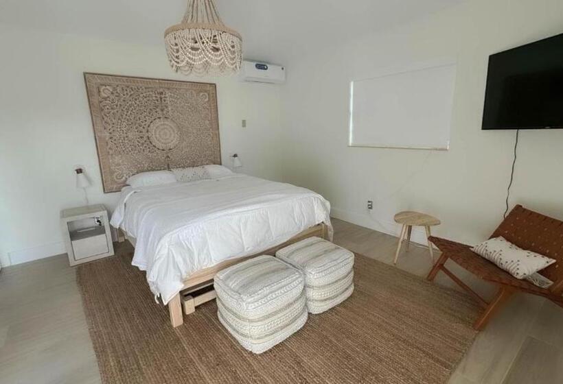 بنجلو قياسى, Seahorse Beach Bungalows