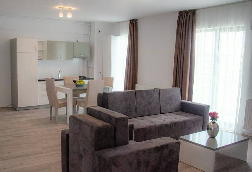 シニアスイート, Miramare Residence Apart