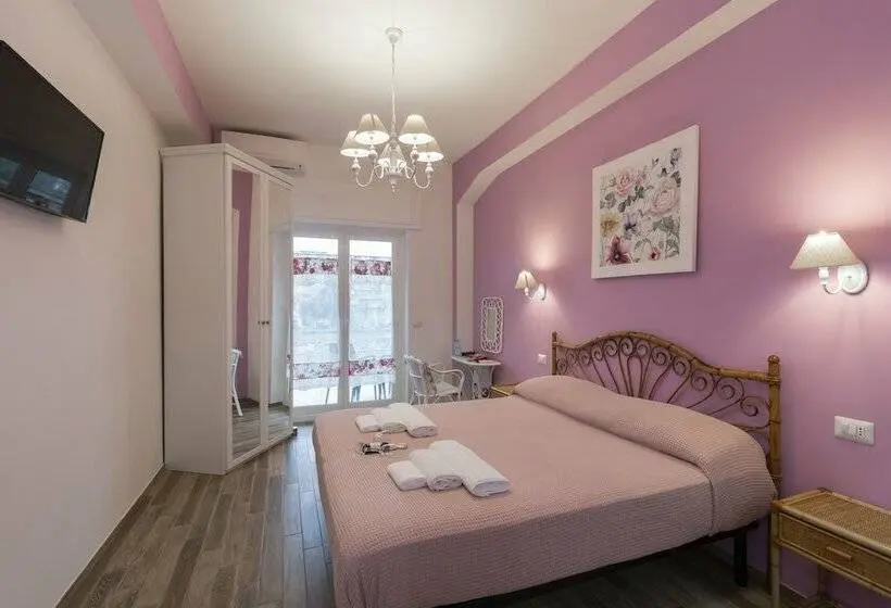 اتاق استاندارد, Violetta
